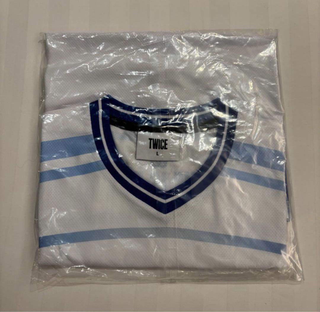 アイドル twice this is for world tour uniform L