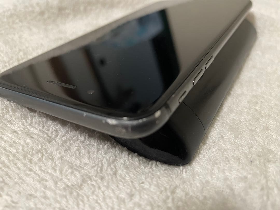 iPhone8Plus 256GBスペースグレイ 傷有り SIMロック解除済み