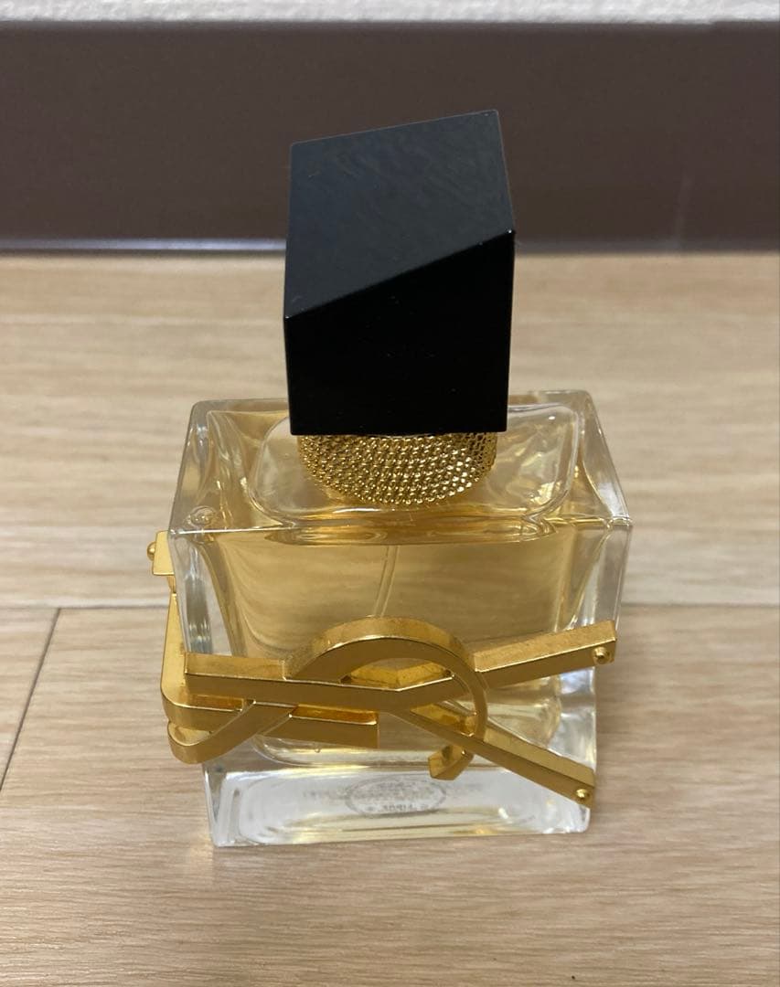 YSL イヴサンローラン リブレ オーデパルファム 30ml ミラー付き