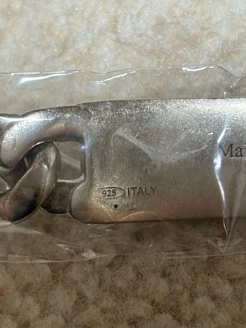 Maison Margiela】ロゴカーブチェーン ブレスレット NUM4 - メルカリ