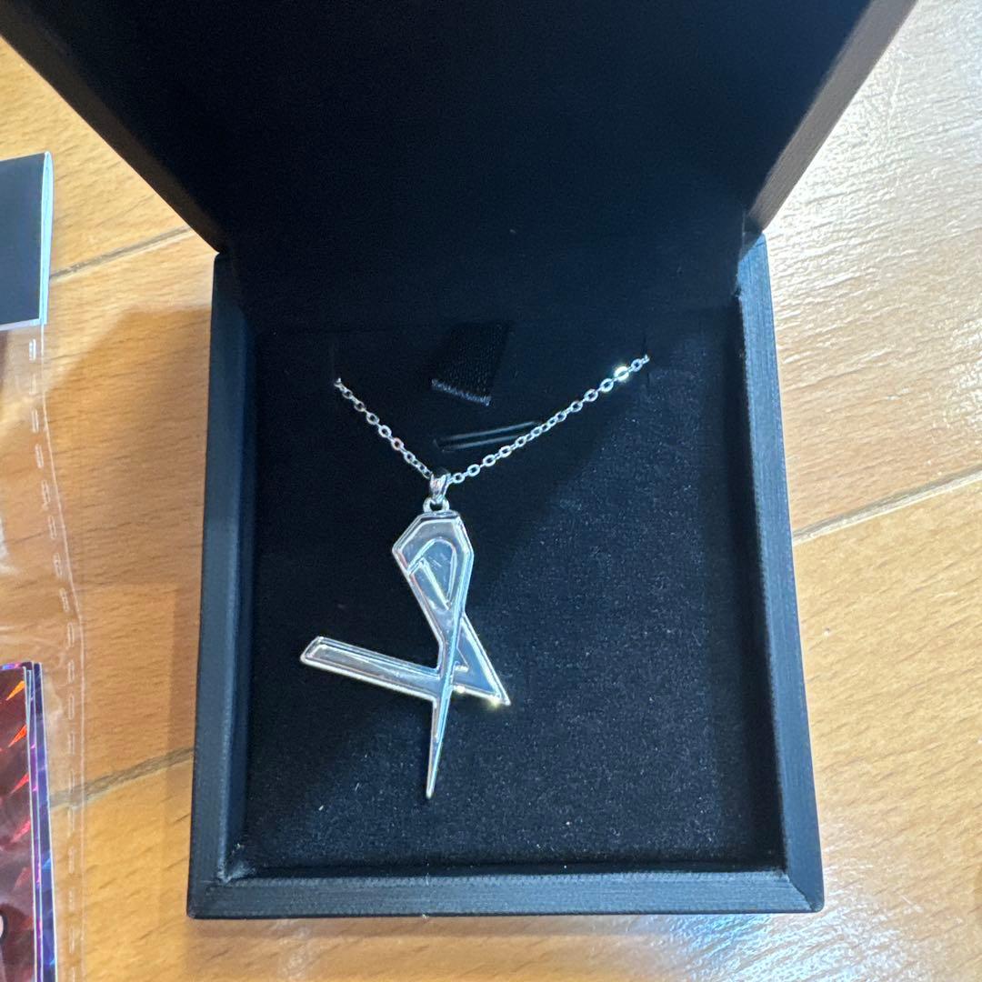 vivid 限定ネックレス ステッカーセット