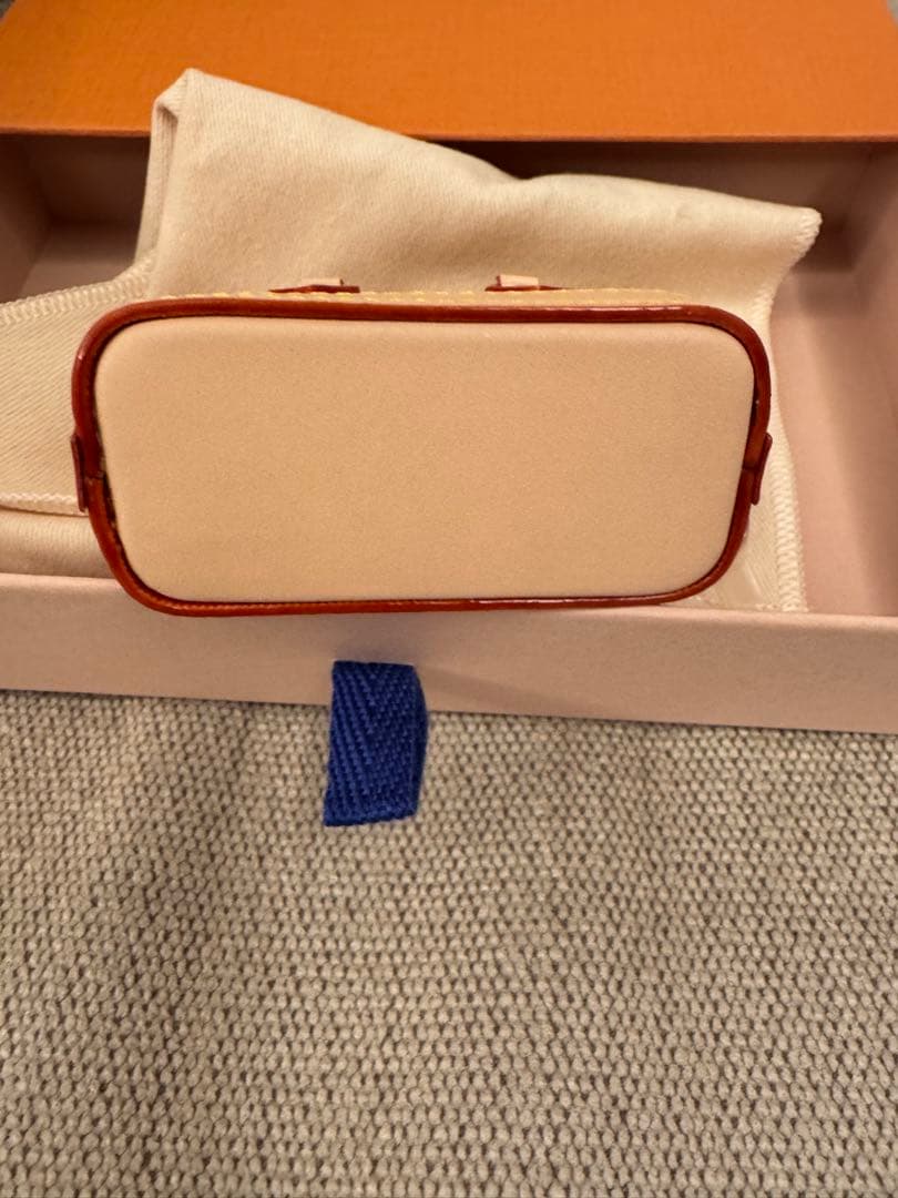 Louis Vuitton×村上隆2025 バッグチャーム・マイクロ アルマ - メルカリ