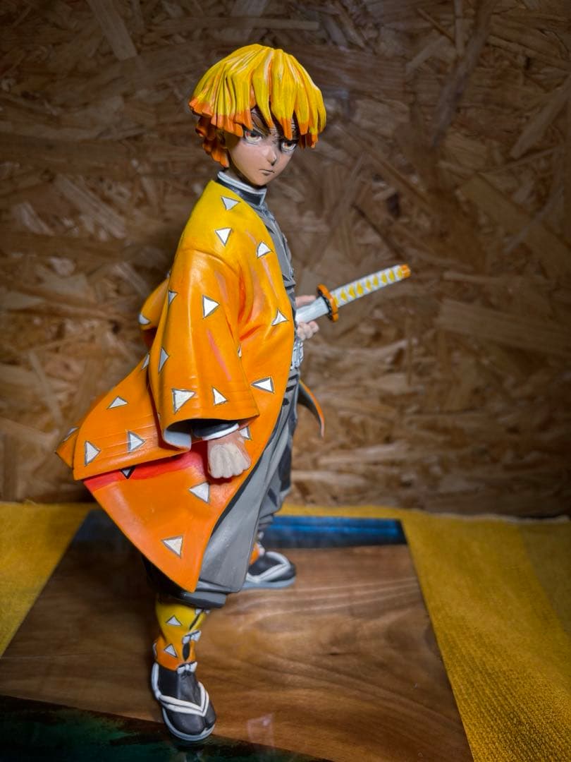 鬼滅の刃 我妻善逸 リペイント フィギュアMASTERLISE 二次元塗装