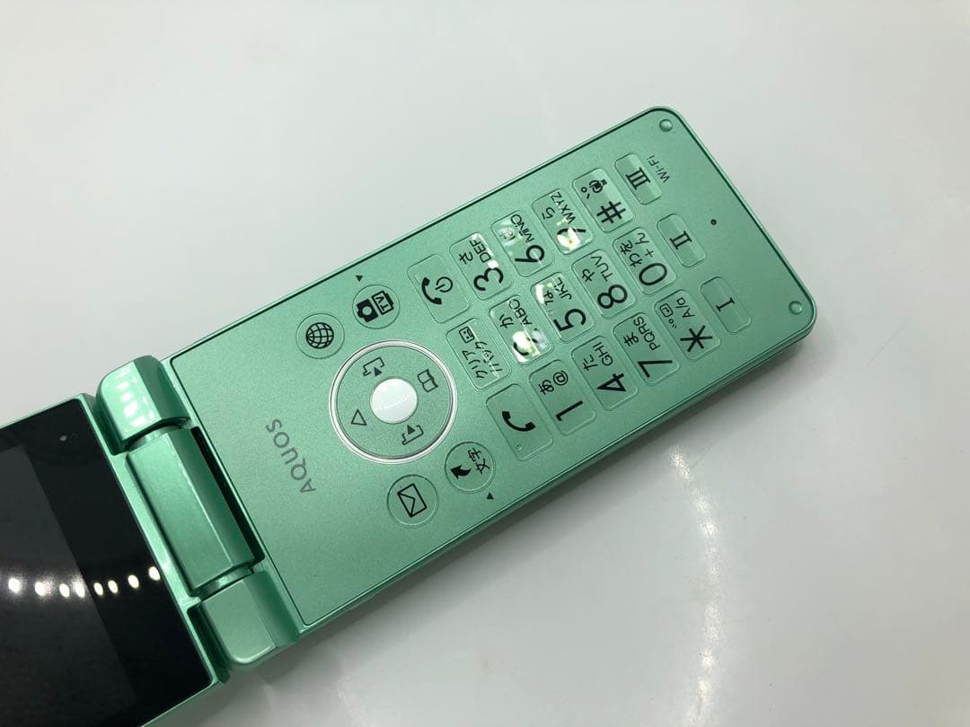 Simフリー】AQUOS ケータイ3 805SH LTE（4G）グリーン - メルカリ