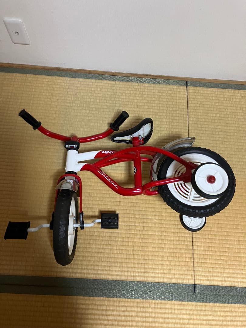 シュウイン　SCHWINN　三輪車　組み立てたのみで未使用