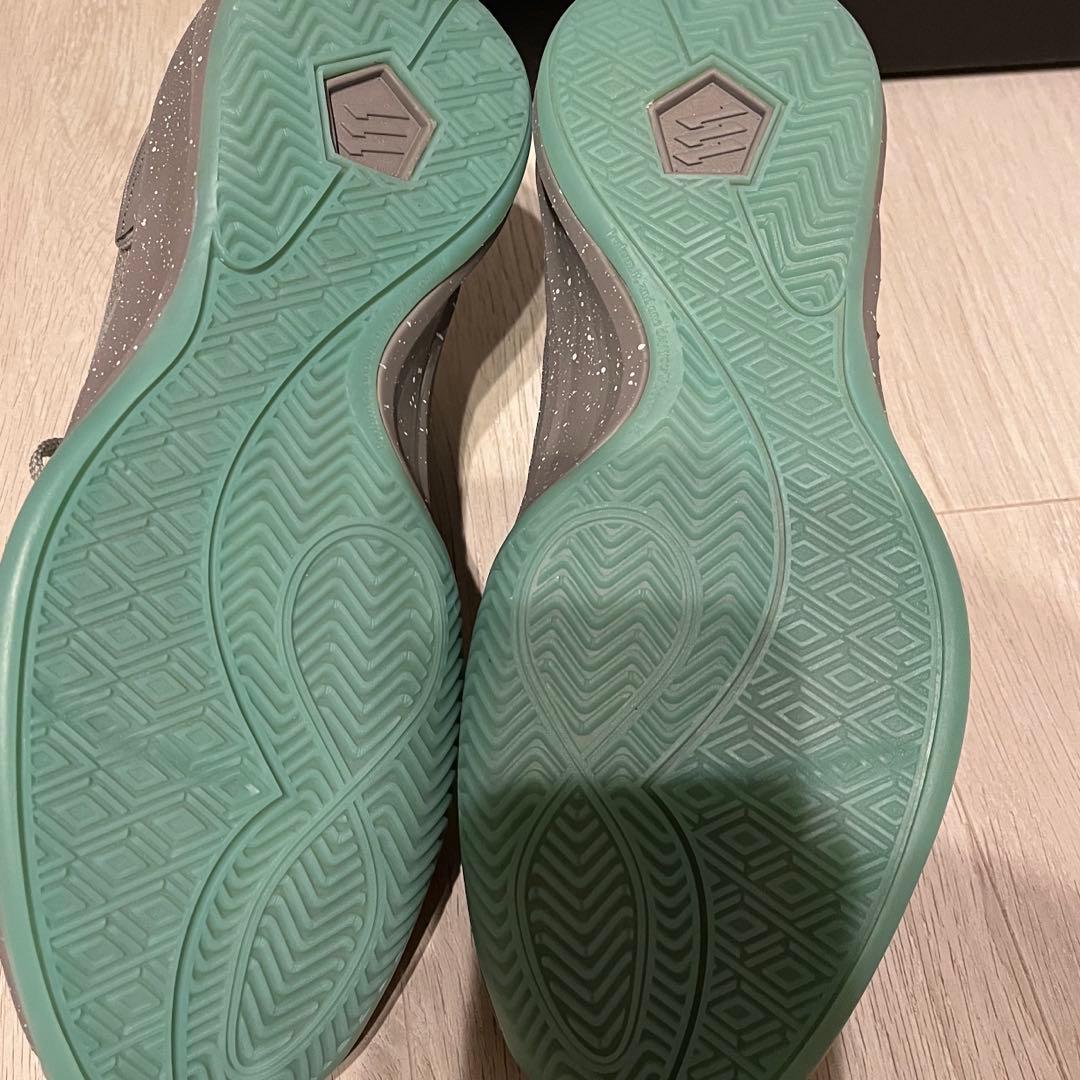 エゴザル　RIKU1 26.0cm バスケットボールシューズ