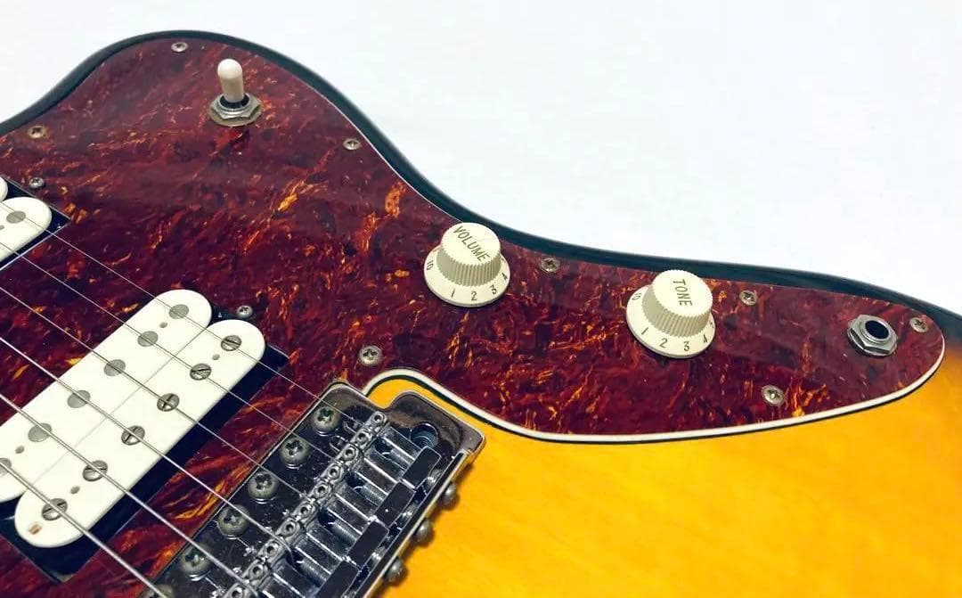 Squier JAGMASTER ジャグマスター　サンバースト MOD