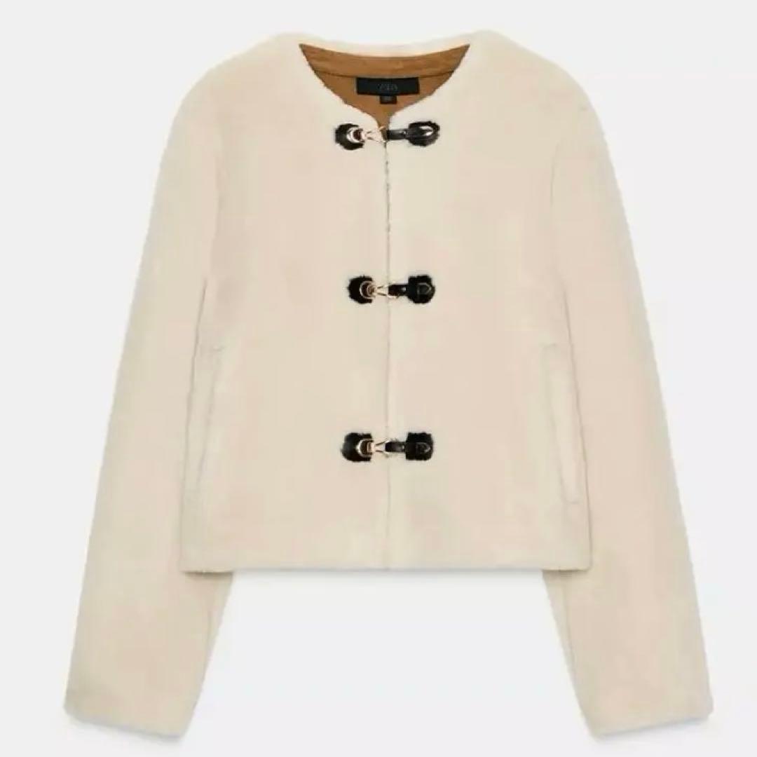 ZARA トグルボタンフェイクファージャケット - メルカリ