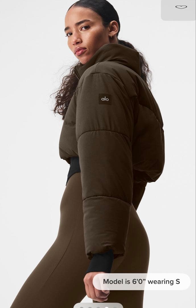 alo クロップド ダウンジャケット ブラウン XS - メルカリ
