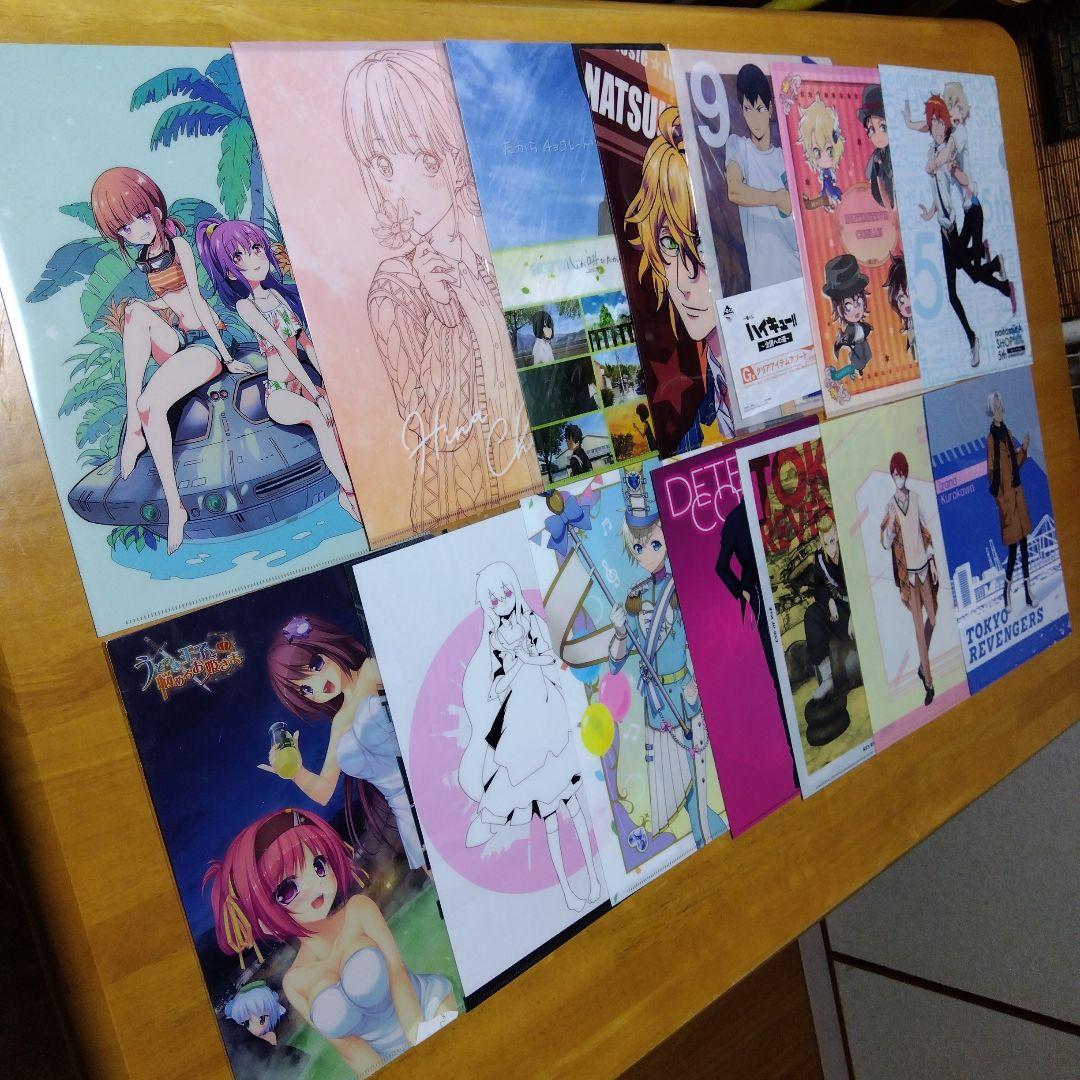 アニメ ノンジャンル美少女系など　Ａ−４クリアファイル まとめ売り大量２５０枚