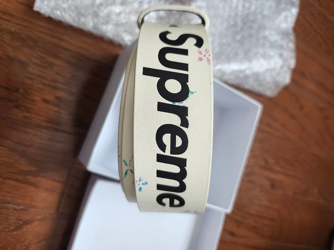 Supreme Repeat Leather Belt 白Floral花柄L Supreme Repeat Leather Belt (FW25) - $148
