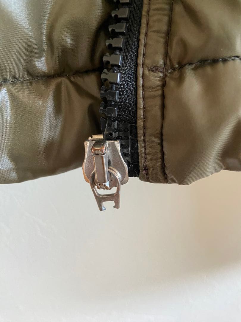 ぽるぽるさん専用MONCLER ダウンジャケットCHENE シェン カーキ - メルカリ