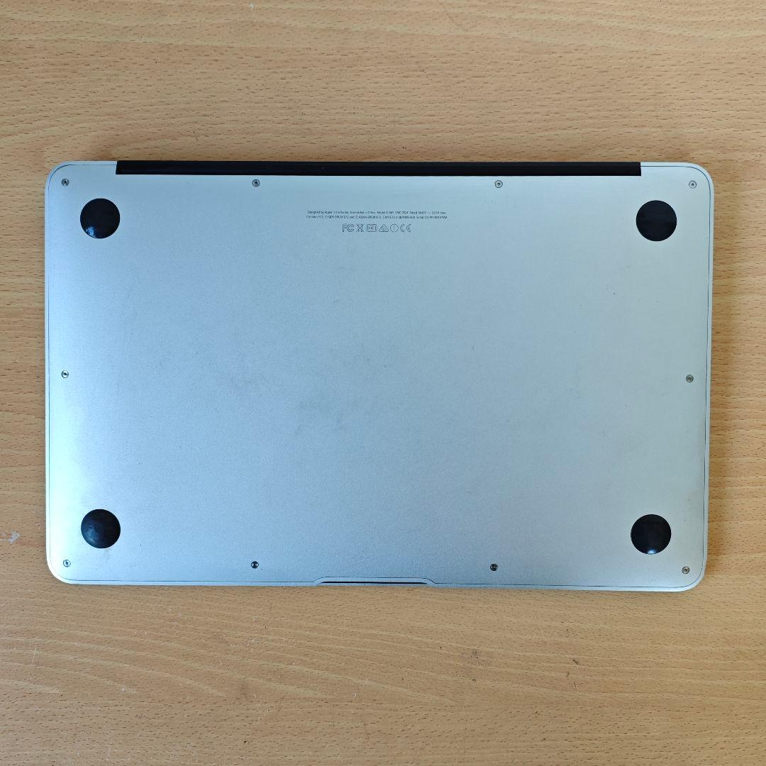 バッテリー良好】Macbook Air 11インチ 2015