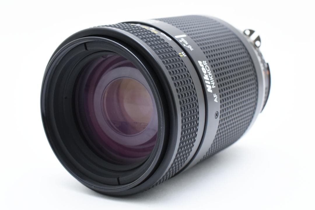 Nikon AF Nikkor 70-210mm F/4-5.6 AFレンズ