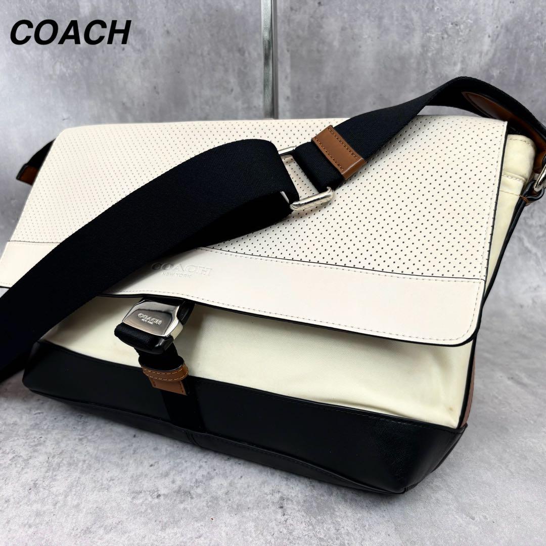 【極美品✨】 コーチ メッセンジャーバッグ レザー ホワイト ブラック ヒッチ メッセンジャー バッグ | COACH/コーチ | 三越伊勢丹オンライン