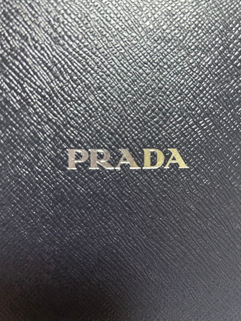 27日23時まで値下げ 新品未使用『PRADA』シュシュ ブラック