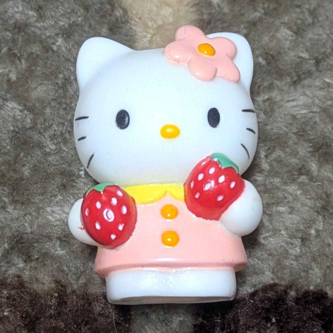 ハローキティ ミニフルーツフィギュアマスコット
