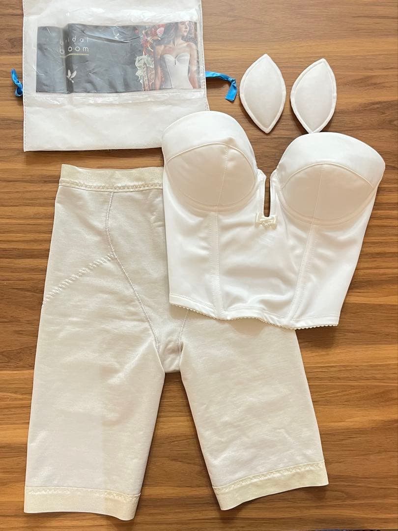 bridal bloom ショートビスチェD65&ロングガードルＳ ショートビスチェ お背中開きの広いウェディングドレスに対応