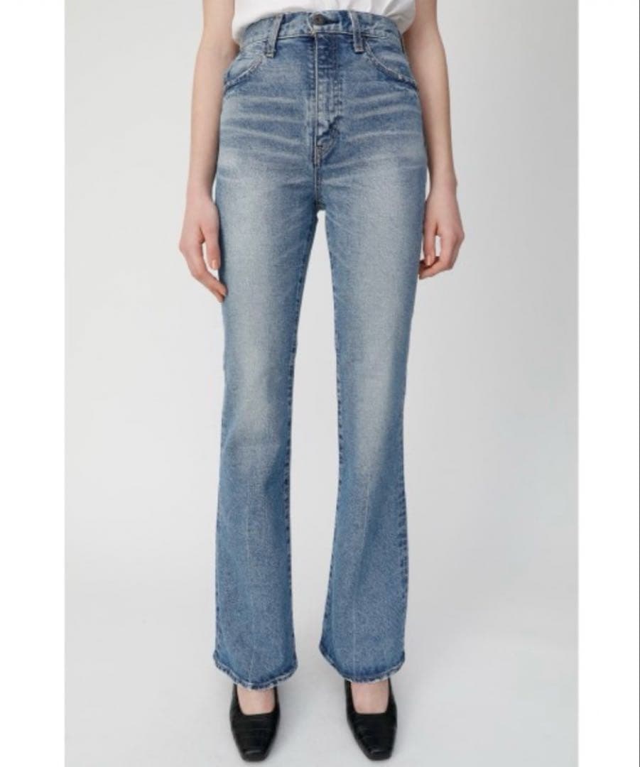 【美品】MOUSSY MVS FLARE 25インチ　フレアデニム お勧めのフレアデニム🌼NANAKO | MOUSSY