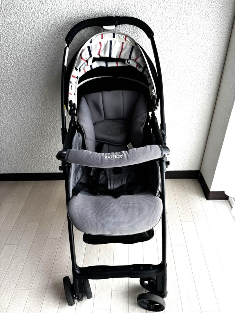 Aprica ベビーカー グレー 折りたたみ - メルカリ