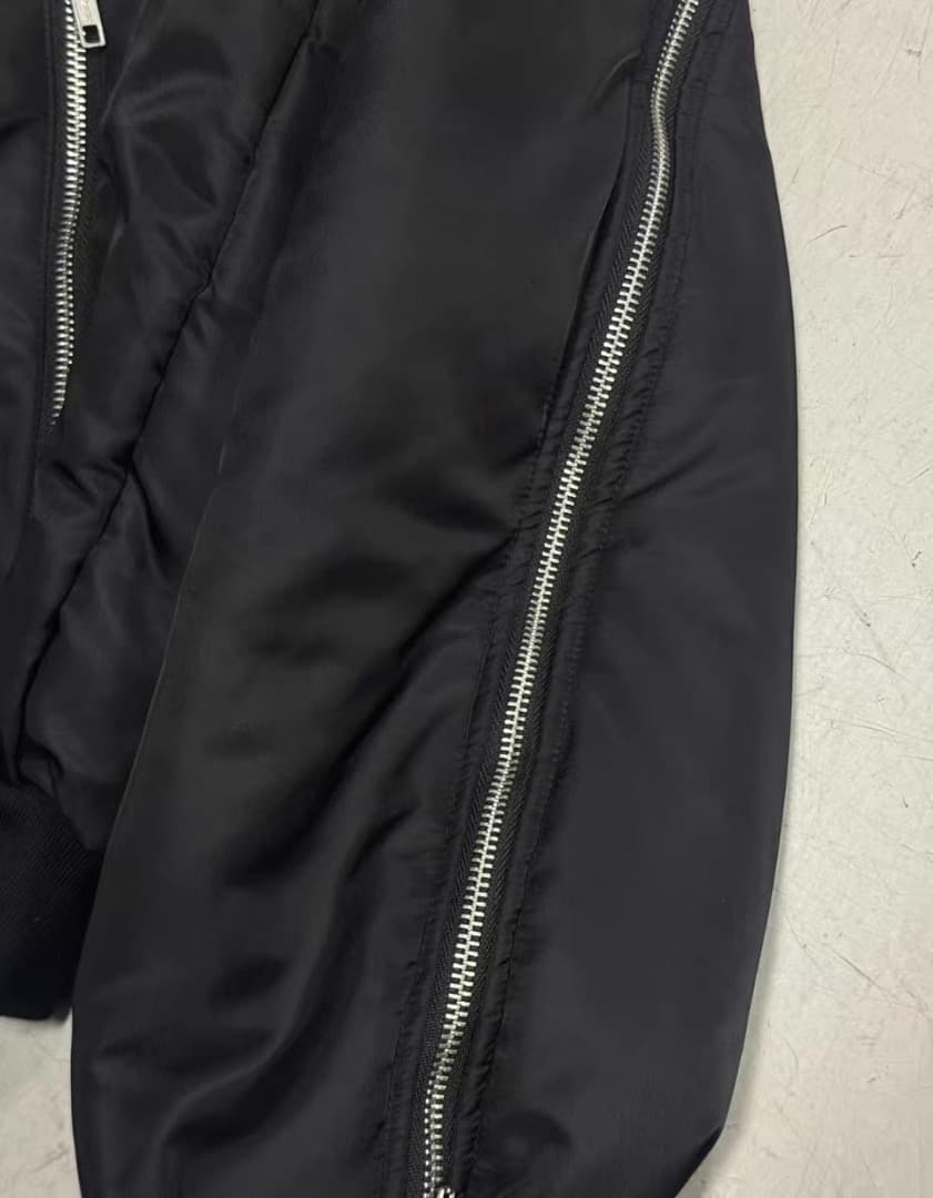 MOWALOLA MY CITY BOMBER MA-1フライトジャケット - メルカリ