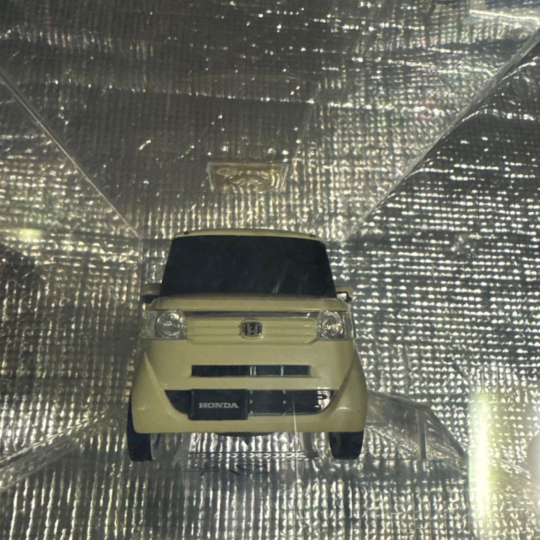 HONDA N-BOX ヒダマリアイボリー・パール 模型