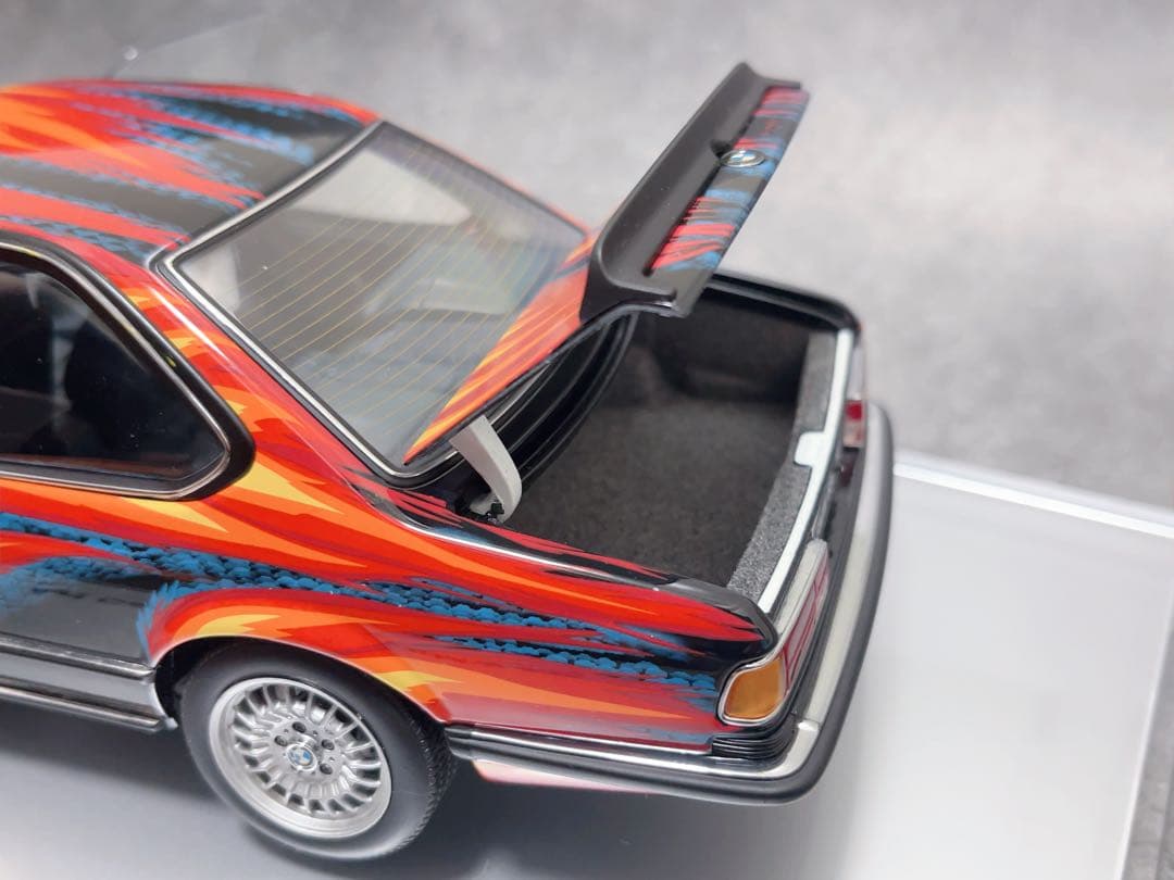 BMW特注 1/18 Art Car BMW 635 CSi (E24)