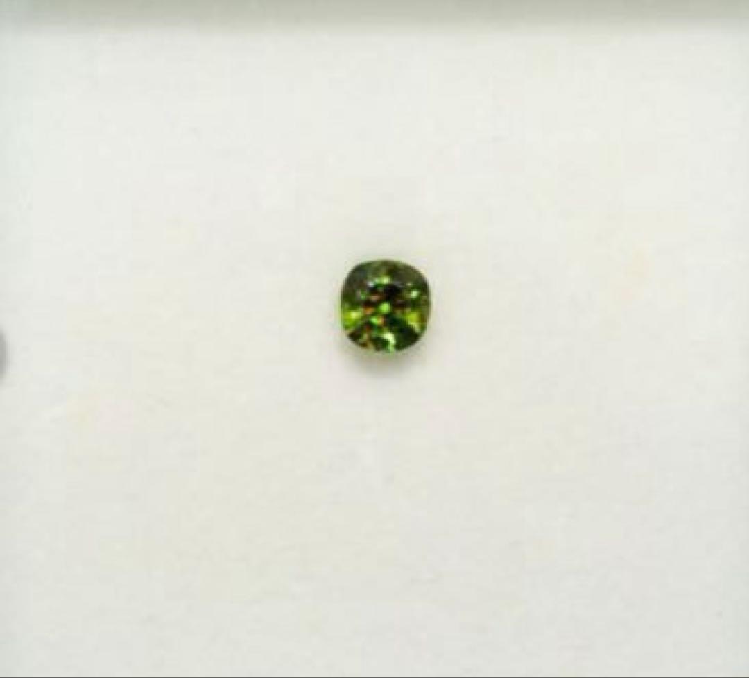 ぺ*ん様 高品質　スフェーン 0.49ct