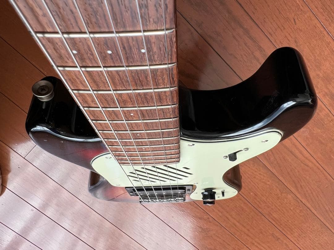 マリンライダー整備済コーラス付アンプ内蔵エレキギターミディアム