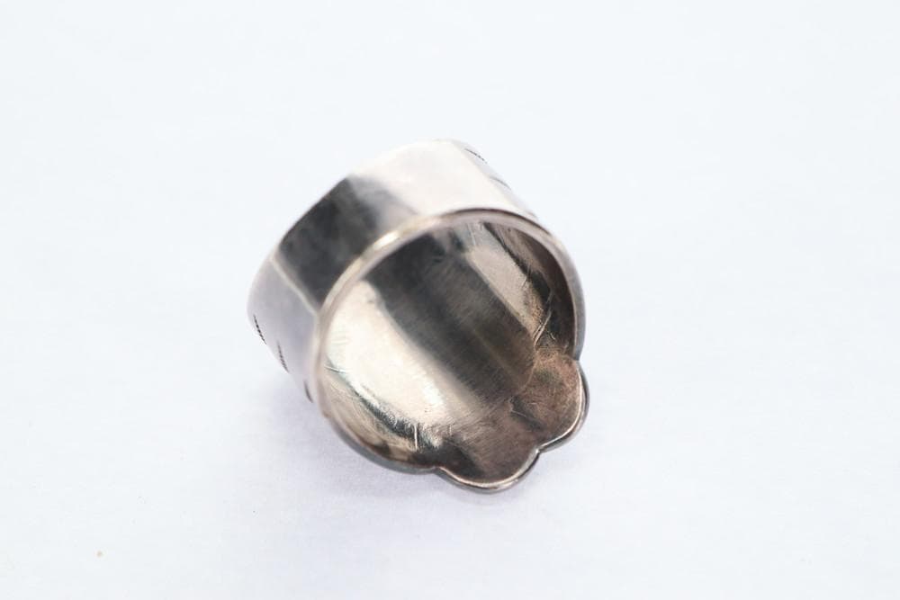 ◇インディアンジュエリー デルバート・ゴードン作 リング約25号 09408