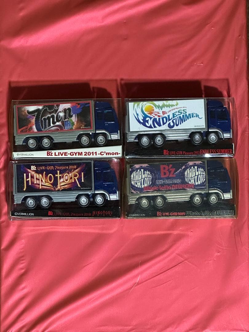 B'z ツアートラック4台セット