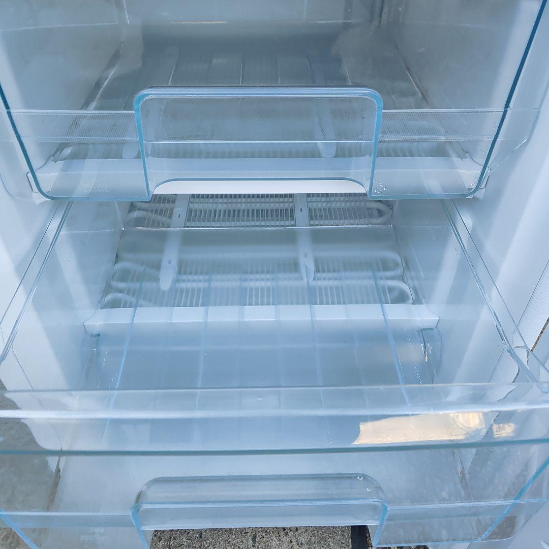 アイリスオーヤマ162リットル 2ドア冷蔵庫 AF162-W 福岡県より - メルカリ