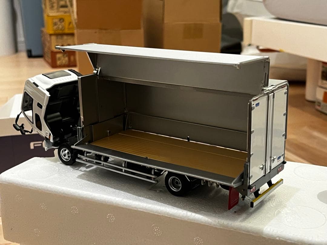 京商　いすゞ　1/43 フォワード ダイキャストミニカー　現行型