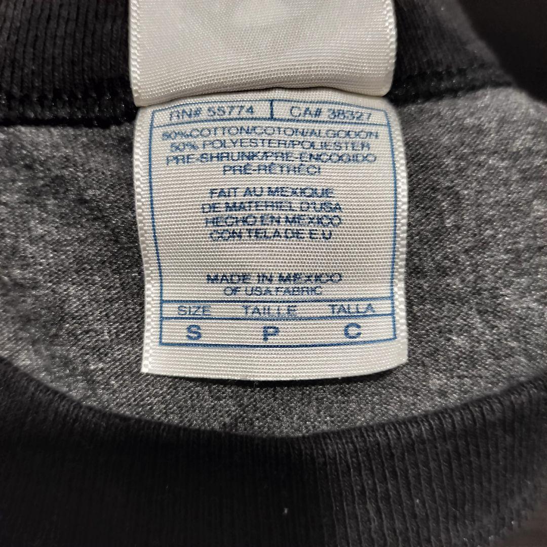 ② レッド・ホット・チリ・ペッパーズ STADIUM ARCADIUM Tシャツ