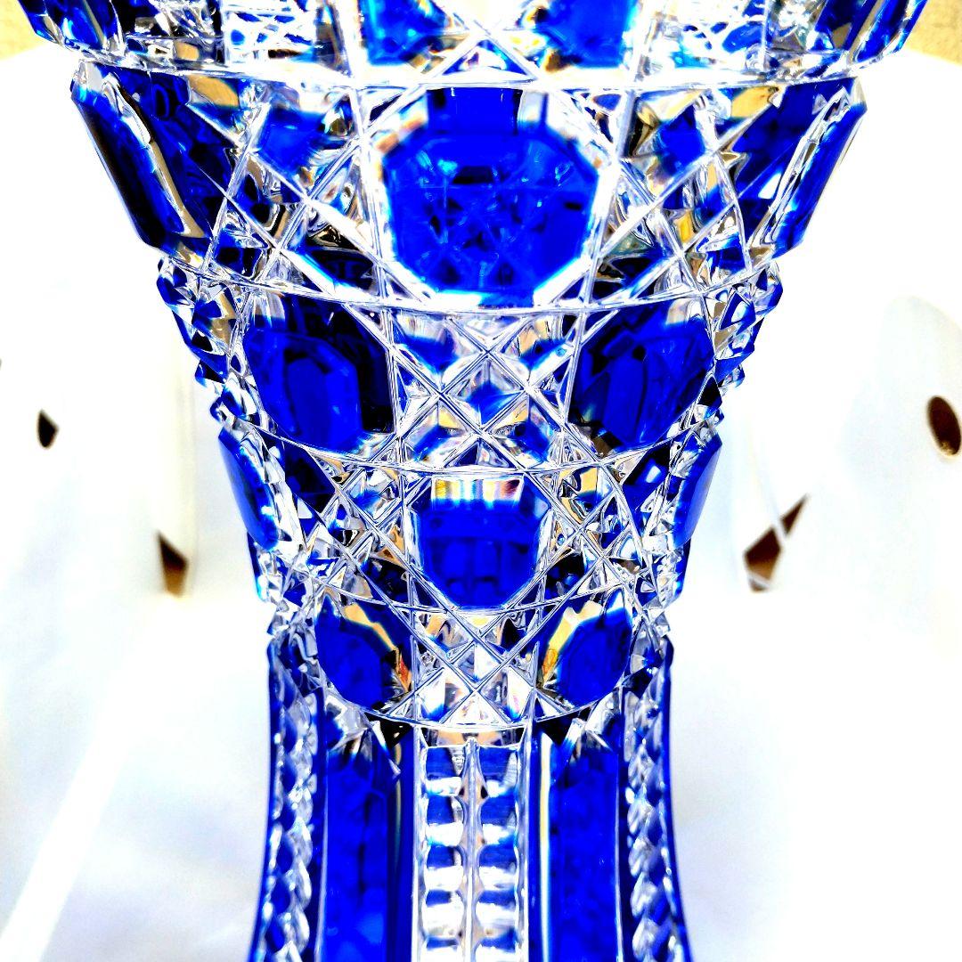 新品カガミクリスタル江戸切子青色被せガラスクリスタルカット花瓶花器