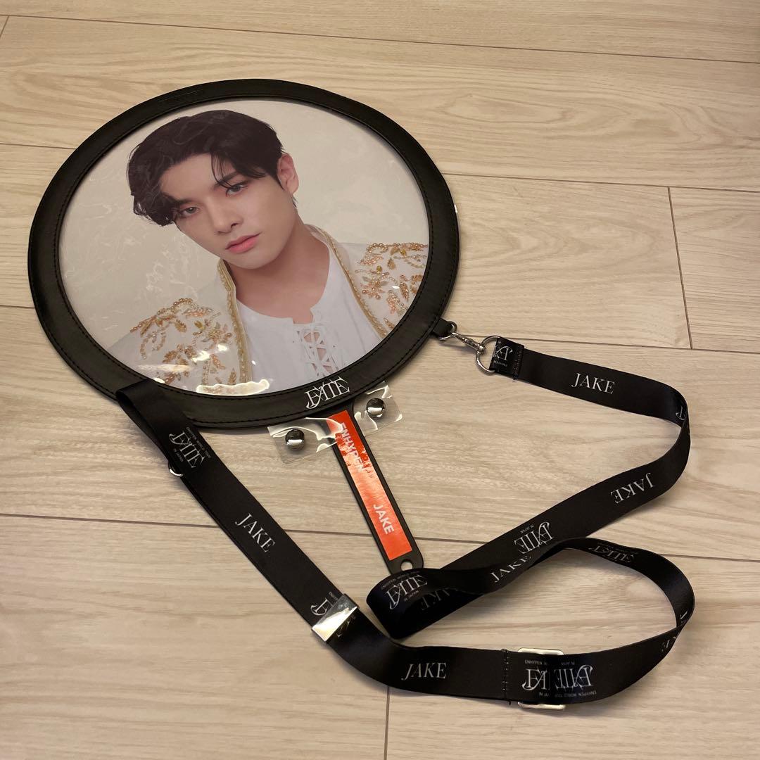 enhypen うちわカバーとストラップ - メルカリ