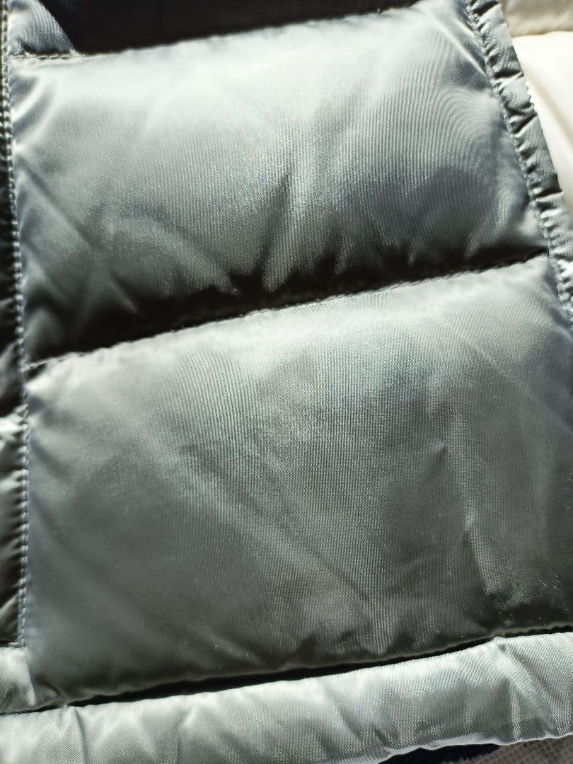 さいとう様専用PRADA グレー グリーン ダウンジャケットファー38