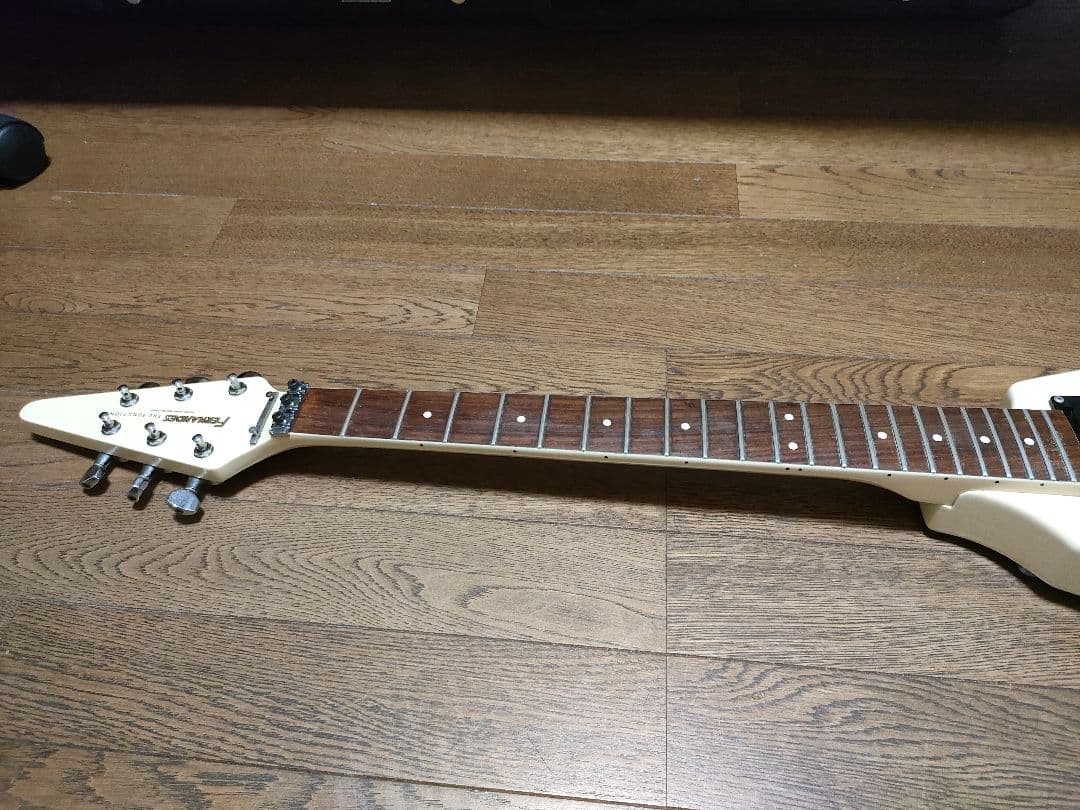 FERNANDES BSV-60 フェルナンデス フライングV ビンテージ