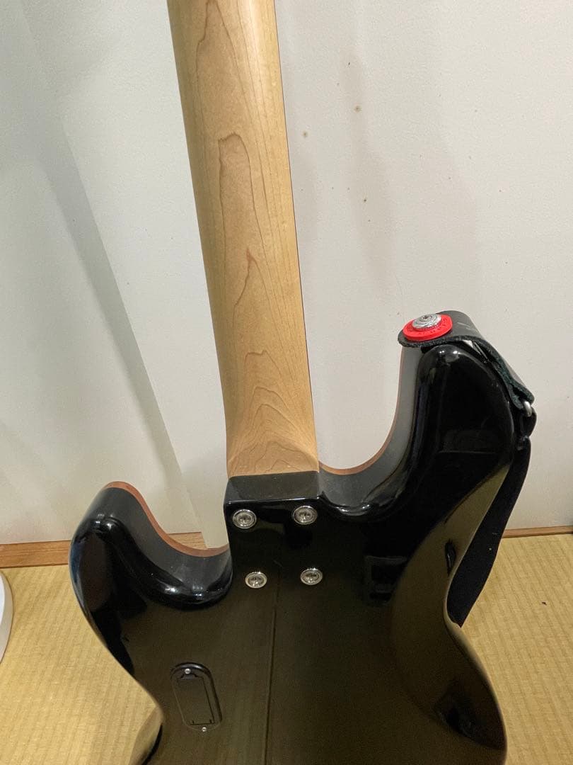 値下げしました】SELVA エレキベース レッド ギグバッグ付き - メルカリ