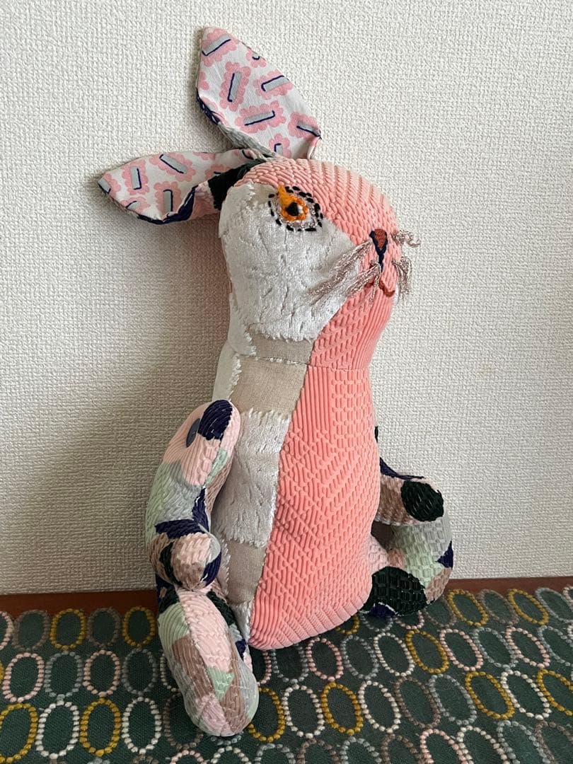 minaperhonen×ナタリーレテPOMPONうさぎぬいぐるみ