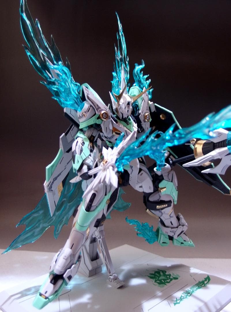 ク*ん様 1/100 炎皇 FIRELORD YR-04 塗装済完成品 SNAA - メルカリ