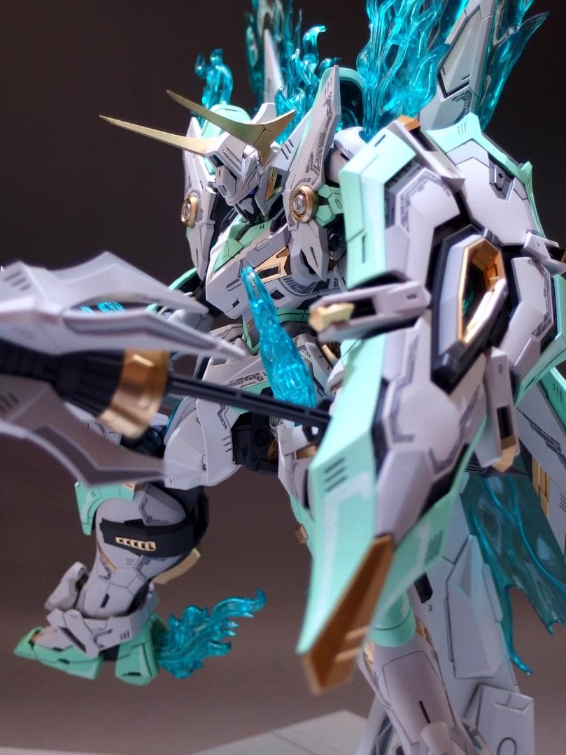 ク*ん様 1/100 炎皇 FIRELORD YR-04 塗装済完成品 SNAA - メルカリ