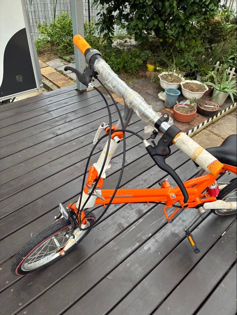 Yanase ヤナセ 新品未使用 オレンジ 折りたたみ自転車 サスペンション