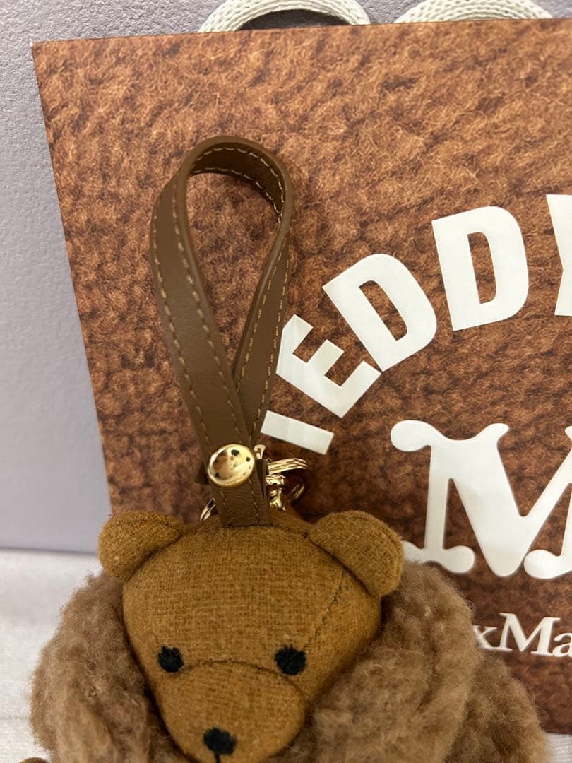 MAXMARA マックスマーラ テディベアチャーム ブラウン - メルカリ