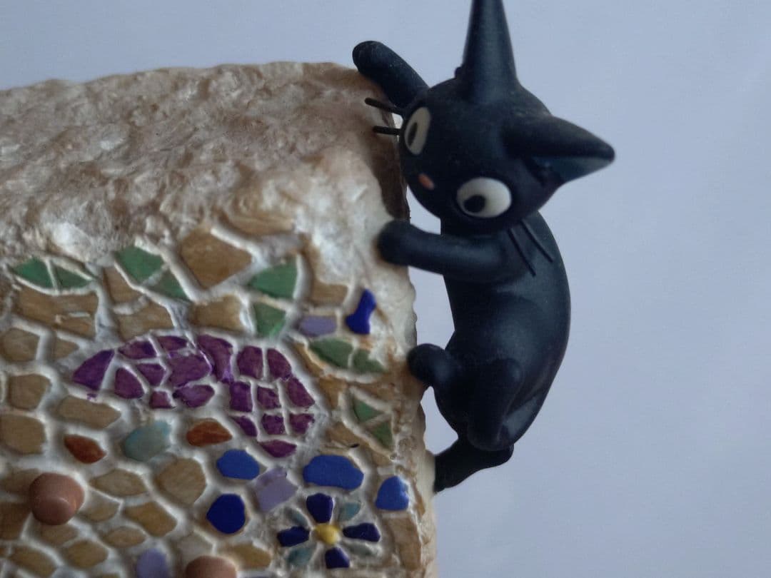 魔女の宅急便モザイクデザイン 置物