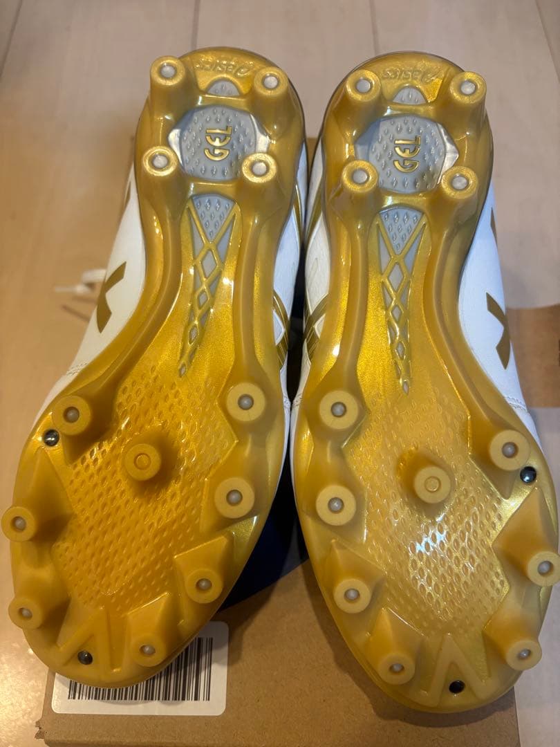 asics DS LIGHT サッカースパイク 1103A068 22.5cm