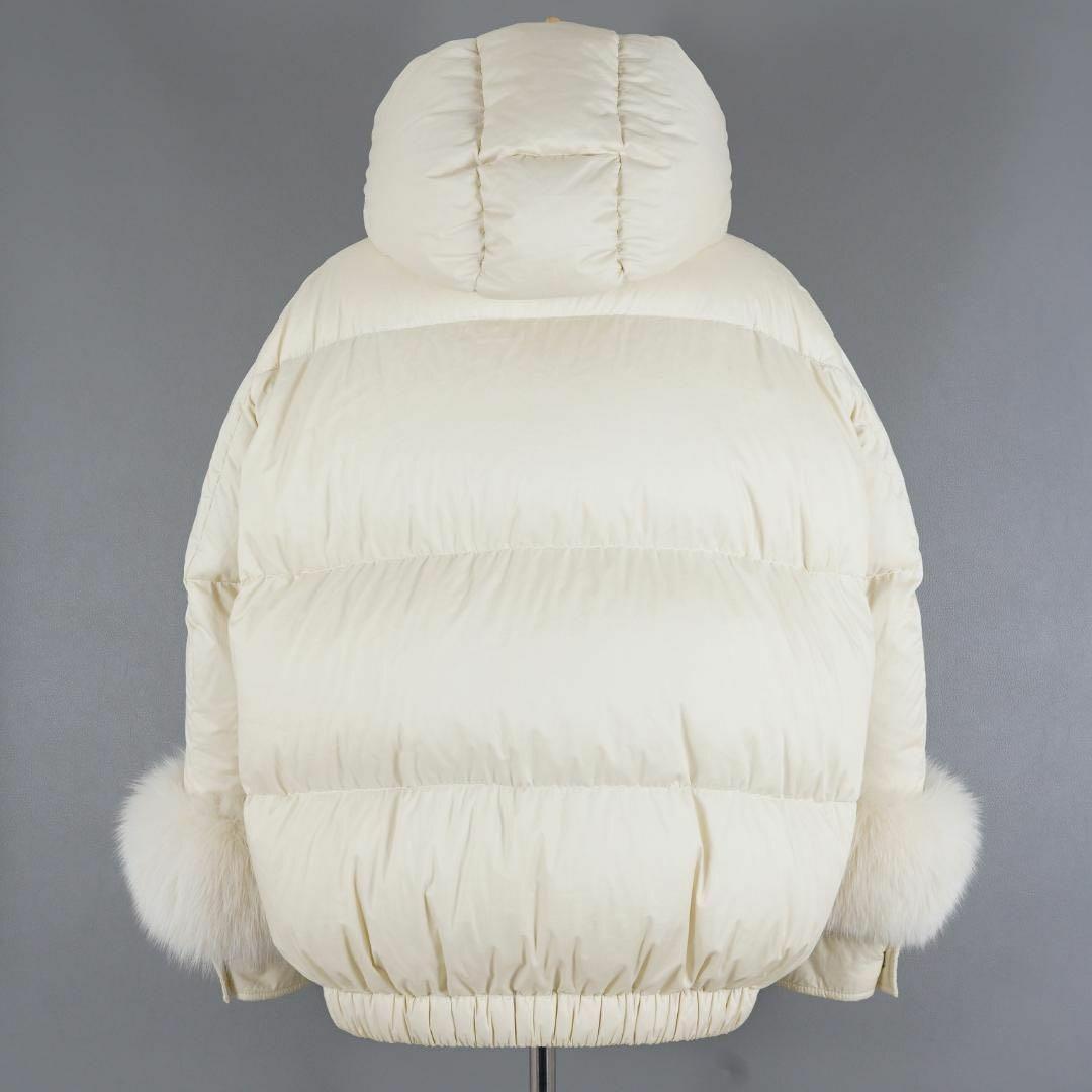 MONCLER フード付きダウンジャケット 袖ファー オフホワイト サイズ2