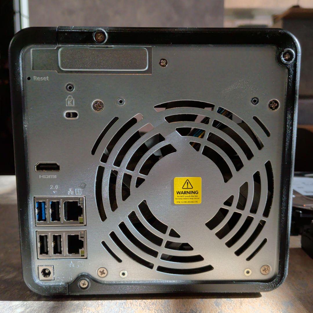 QNAP TS-453d WD & Seagate 8TB HDD 4台セット - メルカリ