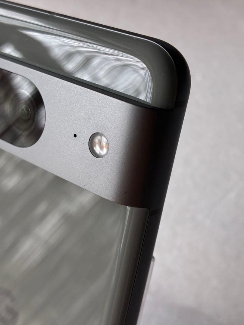 Google pixel8 128GB ヘーゼル ケース付き 充電回数10回 - メルカリ