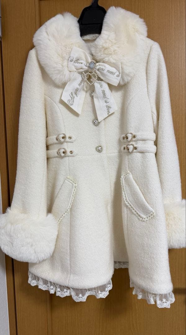 LIZLISA ビジューリボンミニ丈Aラインコート - メルカリ